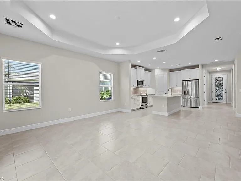 2373 Ariane Dr — Photo 5