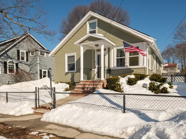 31 Mountain Ave, Saugus, MA 01906