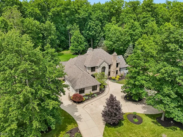 3771 Clay Mountain Dr, Medina, OH 44256