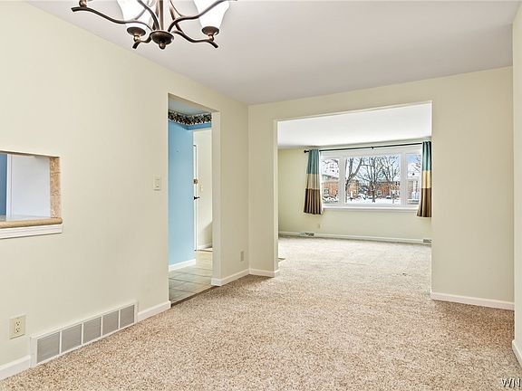 2nd image of 75A Old Lyme Dr APT 1