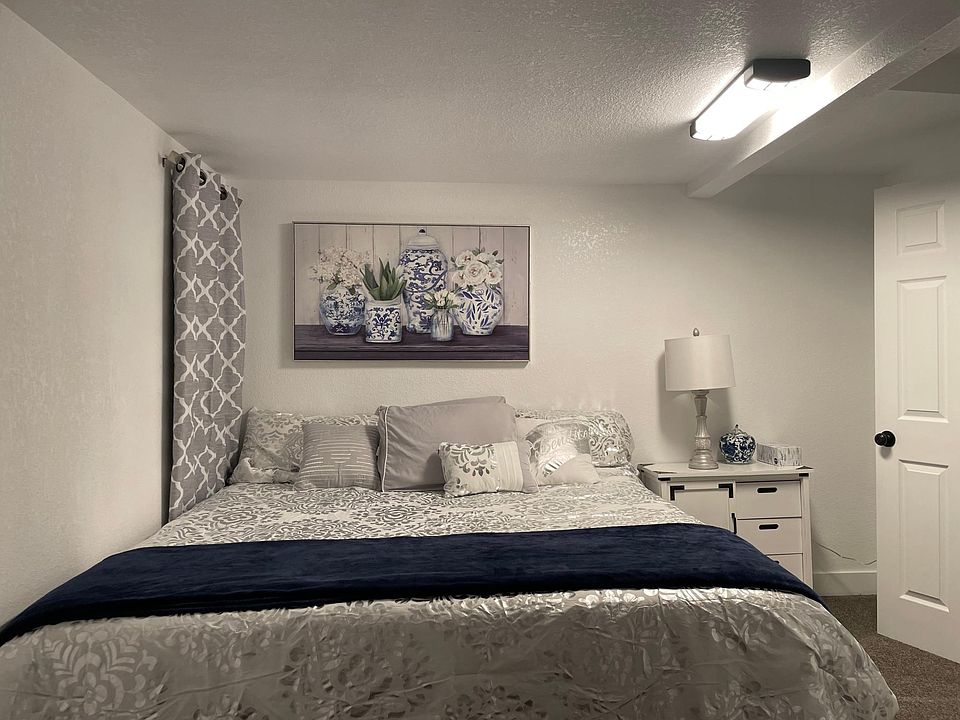 1st image of 2615 W Cornell Ave