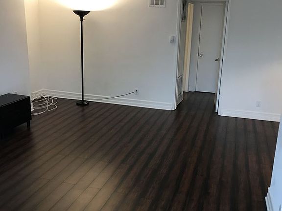 2nd image of 11915 Darlington Ave APT 03
