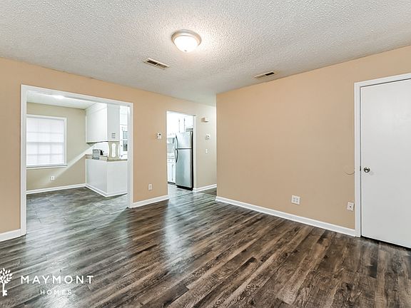 4th image of 124 Hope Dr