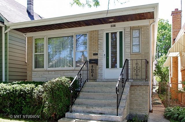 1st image of 4957 W Ainslie St