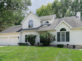 3495 Plum Grove Ct NE, Cedar Rapids, IA 52402