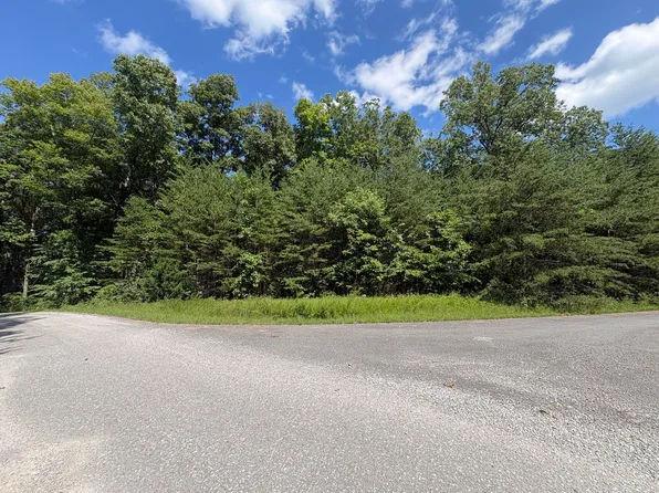 77 Sandstone Point Trl, Monticello, KY 42633