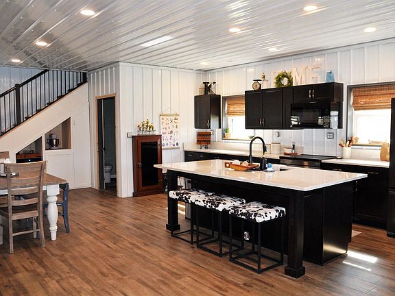 5th image of 2185 W Keiser Rd