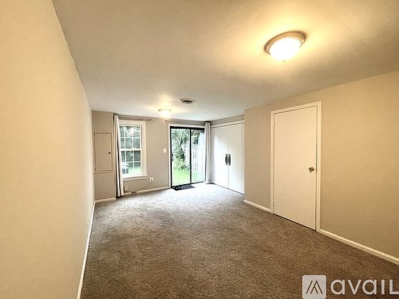2nd image of 9516 Dunbrook Ct Room 3