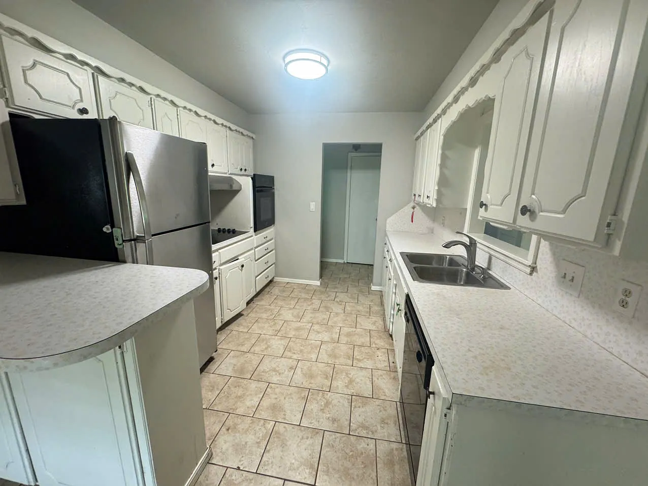 3 bed, 1395 sqft, $1,350 — Photo 3