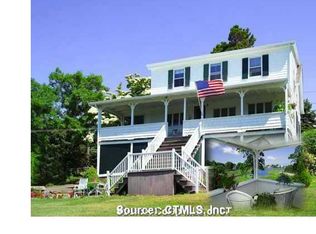 184 Falcon Rd, Guilford, CT 06437