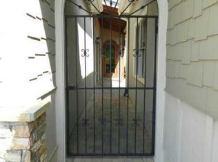 302 Rusty Gate Pass, Woodstock, GA 30189