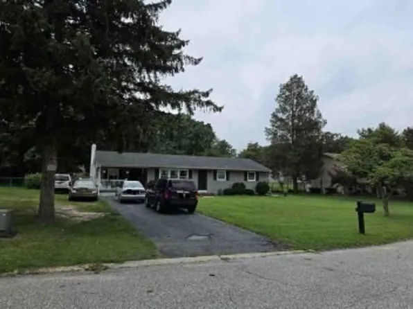 6 Marlyn Ter, Millville, NJ 08332