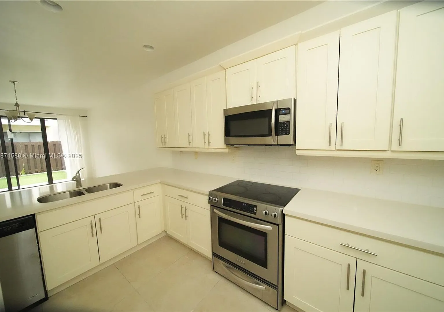 10457 NW 61st Street, Doral, FL 33178 — Photo 1