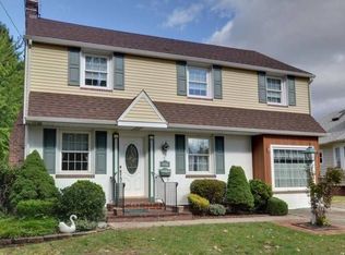 1436 Dorchester Rd, Havertown, PA 19083