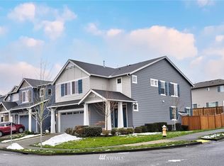 739 Brookstone St, Mount Vernon, WA 98273