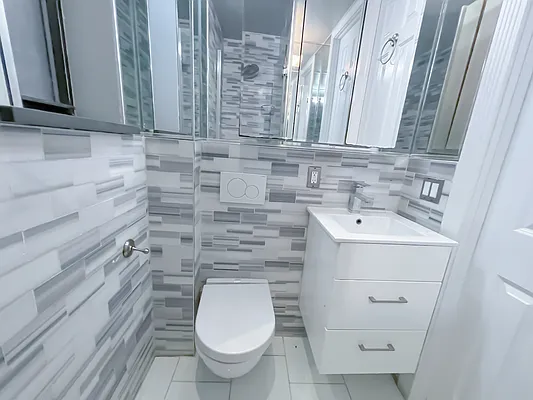 Rented by Compass | media 13