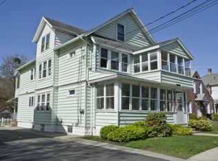 33 Morton St, West Springfield, MA 01089