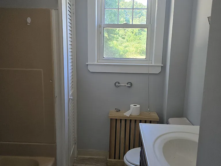 56 Precinct St — Photo 8