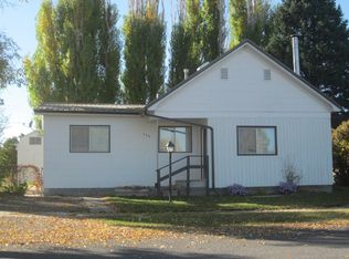 356 N 8th St, Basin, WY 82410