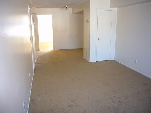 2nd image of 136 Fayette Ave #C2