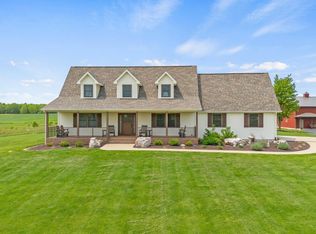 19009 Wesley Chapel Rd, Churubusco, IN 46723