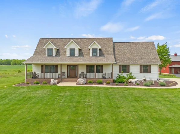 19009 Wesley Chapel Rd, Churubusco, IN 46723