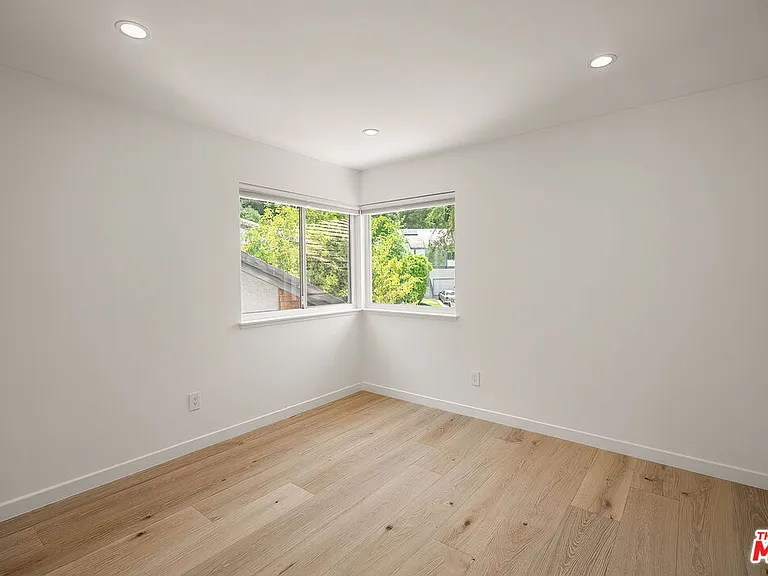 10311 Clusterberry Ct — Photo 22