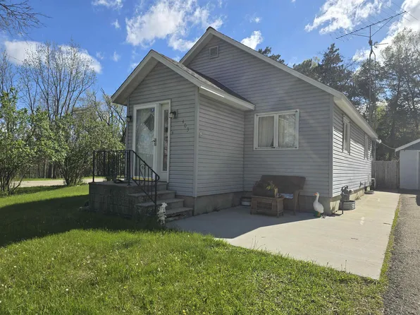 403 State St, Redgranite, WI 54970