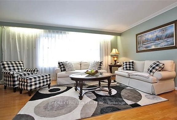 2nd image of 19 Appian Dr