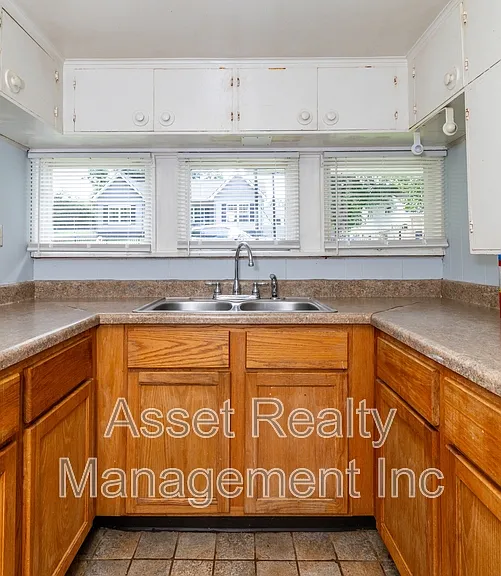 126 Wellington Cir — Photo 19