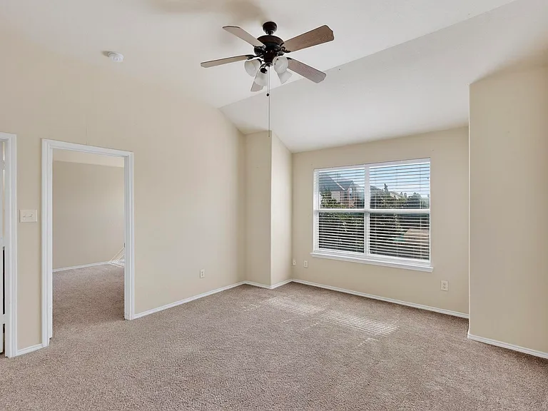 9906 Gessner Dr — Photo 47