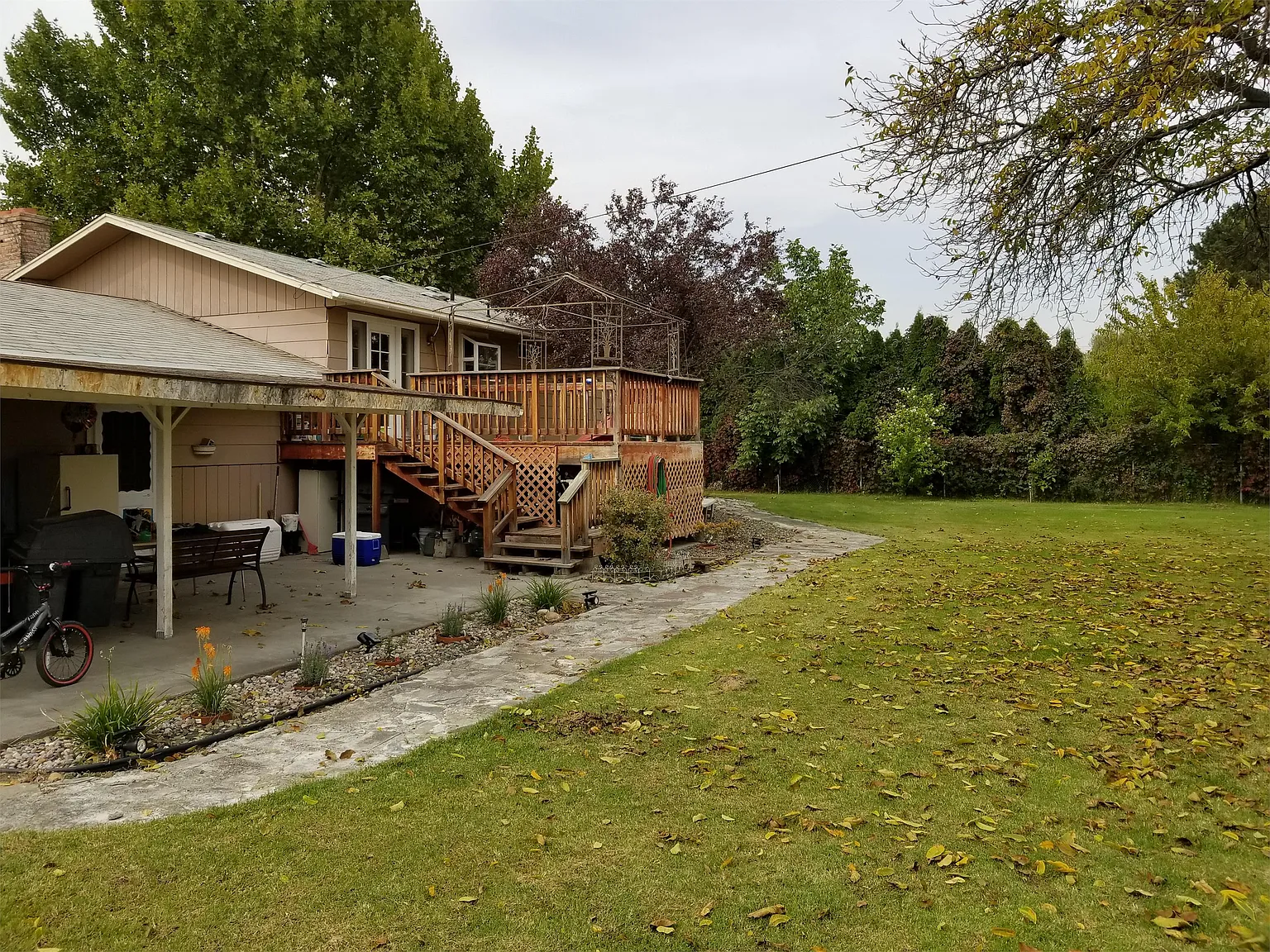 521 Road 46 photo 1