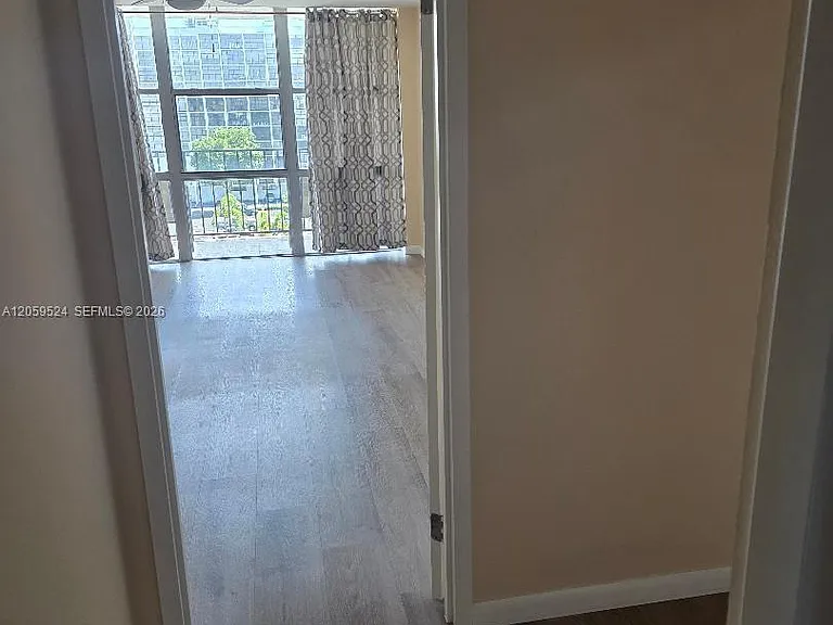 800 Parkview Dr #716 — Photo 12