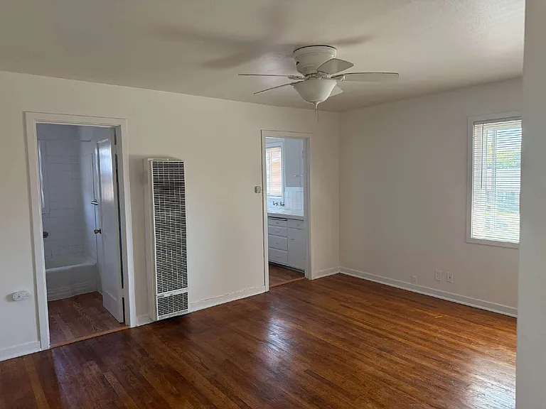 1749 Hester Ave #5 — Photo 4