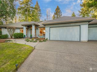 8691 Great Horned Owl Ln, Blaine, WA