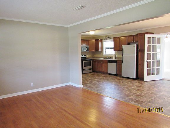 4th image of 100 Briarwood Dr