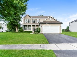 605 Country Brook Ln, Harvard, IL 60033