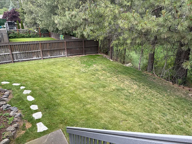 613 E Bonnie Lynn Ln — Photo 3