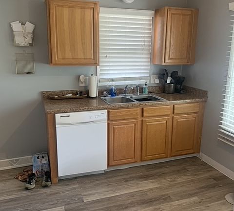 5th image of 4511 51st St