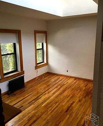 3rd image of 420 W 46th St APT D2