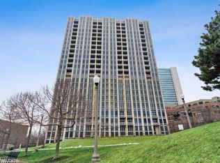 700 N Larrabee St APT 809, Chicago, IL