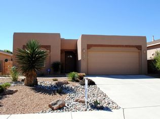6112 Loro Ave NW, Albuquerque, NM 87114