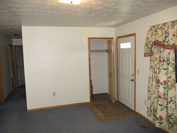 4th image of 112 Turtle Ct