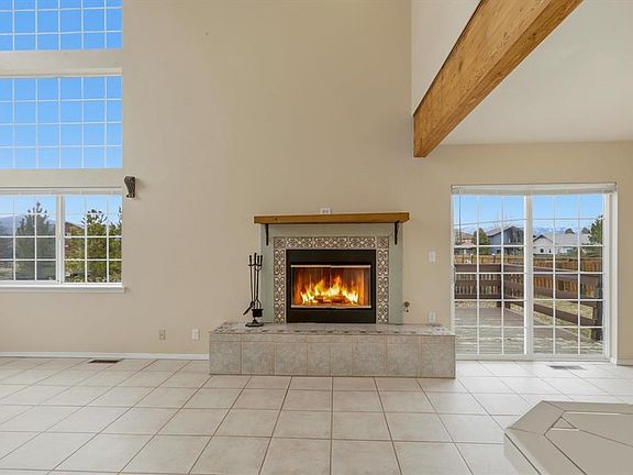 4th image of 223 Driftwood Drive