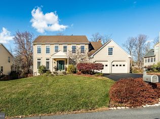 10 Balmoral Dr, Chadds Ford, PA 19317