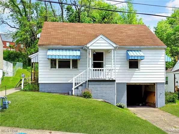 121 Valley Way, Weirton, WV 26062