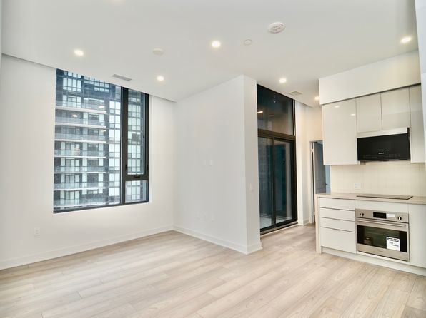 2920 Highway 7 Rd, Vaughan, ON