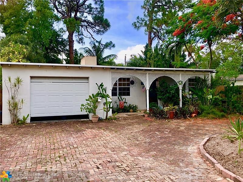 1st image of 1705 SW 12th Ct