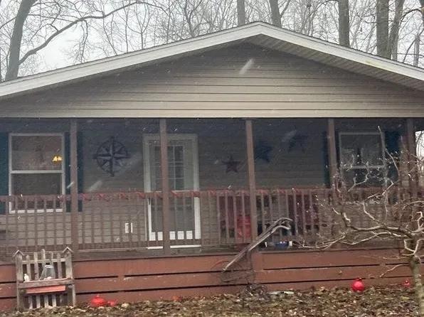 1332 E Road 2, Edgerton, WI 53534