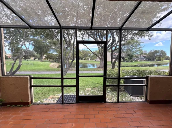 3855 Estepona Ave #10-D-1, Doral, FL 33178